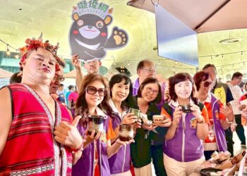 月滿心暖 雄好禮！　高市攜手獅子會推動身障中秋公益禮盒