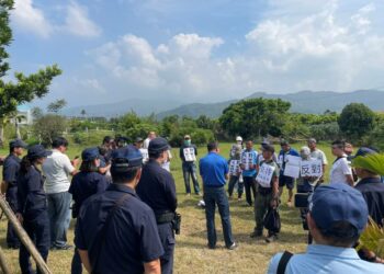 能源公司於地方說明太陽光電建置　警方現場維持秩序確保過程平和