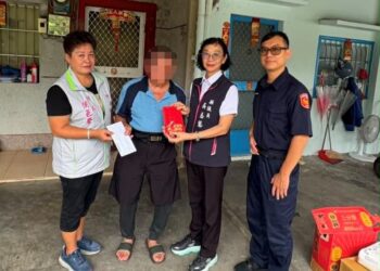 警民攜手運轉愛 潮警助驟逝車禍家屬渡難關暨潮州警訊 警民攜手運轉愛 潮警助驟逝車禍家屬渡難關暨潮州警訊