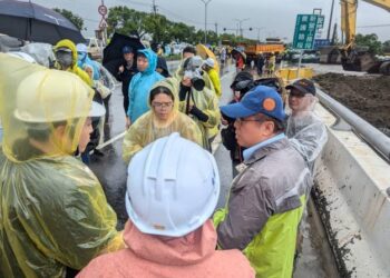 臺南市治水工作刻不容緩 黃偉哲市長與水利署長商討治水對策