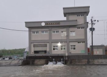 低壓帶及西南風影響 南市水利局抽水站、抽水機全面啟動因應，雨停趨緩即退水