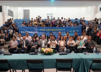 邁向國際城市 南市113學年度再增外師 攜手傅爾布萊特學術交流基金會引進美籍外師 提升學生英語聽說能力 邁向國際城市 南市113學年度再增外師 攜手傅爾布萊特學術交流基金會引進美籍外師 提升學生英語聽說能力