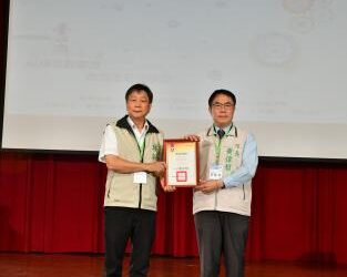 「AI揚帆啟智慧 適性主動固學力」 黃偉哲市長出席臺南市113學年度第1學期校長會議 期勉校長打造優質學習環境 提升學生學力 「AI揚帆啟智慧 適性主動固學力」 黃偉哲市長出席臺南市113學年度第1學期校長會議 期勉校長打造優質學習環境 提升學生學力