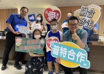 寫作勇逐夢 視界無限大—南市成功國小學生潘○安榮獲全國視障生作文比賽佳作 寫作勇逐夢 視界無限大—南市成功國小學生潘○安榮獲全國視障生作文比賽佳作