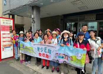 南市新豐社福中心老少E起教遊趣 黃偉哲推跨世代共融共學共好