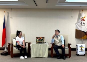 南市舉重精靈方莞靈巴黎奧運舉出第6名黃偉哲市長接見勉勵 南市舉重精靈方莞靈巴黎奧運舉出第6名黃偉哲市長接見勉勵