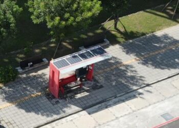 輕量太陽能模組改造候車亭，臺南沙崙從大眾運輸提升電網韌性