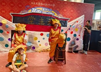 「臺南味,囡仔話」88冊繪本展現家鄉動人故事 10/19起臺南市立圖書館新總館展出繪本原畫 「臺南味,囡仔話」88冊繪本展現家鄉動人故事 10/19起臺南市立圖書館新總館展出繪本原畫
