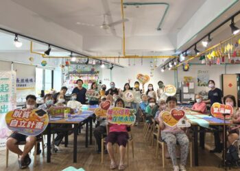 南市脫貧縫紉師走入社區回饋長者與癌友 黃偉哲為弱勢家庭儲備就業量能 南市脫貧縫紉師走入社區回饋長者與癌友 黃偉哲為弱勢家庭儲備就業量能