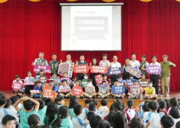 公民審議精神從小扎根！中西區公所與忠義國小合作推動臺南首場學童「公民審議」活動