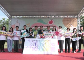 南市「友善育兒、幸福臺南」激勵營 黃偉哲致敬托育與早療工作者