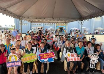 南巿北門區社福中心有鹽米寶社安網宣導 黃偉哲:打造在地福利服務 南巿北門區社福中心有鹽米寶社安網宣導 黃偉哲:打造在地福利服務