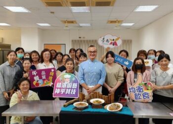 「佳節美食逗陣來」 南市教育局邀專業主廚秀廚藝 學校午餐來過節!