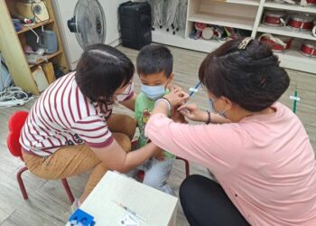 嬰幼兒COVID-19重症風險高，成大醫院陳俐文醫師呼籲盡速接種疫苗，提升保護力！