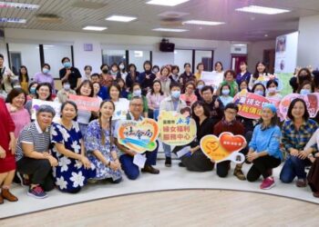 黃偉哲支持南高屏婦女中心攜手推動中高齡女性權益 首場活動在臺南起跑 黃偉哲支持南高屏婦女中心攜手推動中高齡女性權益 首場活動在臺南起跑