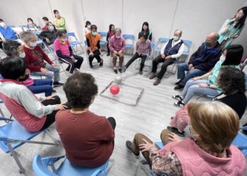 鹽水區社區心理衛生中心守護長者心理健康,攜手「銀向心樂活」 鹽水區社區心理衛生中心守護長者心理健康,攜手「銀向心樂活」