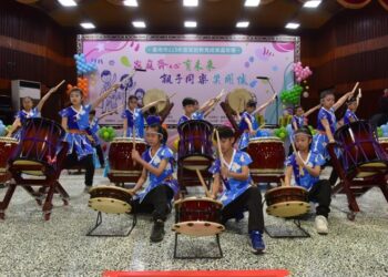 家庭齊心育未來 親子同樂笑開懷 南市家庭教育成果嘉年華熱鬧登場 家庭齊心育未來 親子同樂笑開懷 南市家庭教育成果嘉年華熱鬧登場