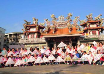 臺南400風箏嘉年華-全臺首座風箏迴廊展出千件作品 千人湯圓宴與暖心牛肉湯,邀您共襄盛舉! 臺南400風箏嘉年華-全臺首座風箏迴廊展出千件作品 千人湯圓宴與暖心牛肉湯,邀您共襄盛舉!