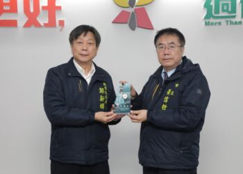 臺南市團隊參加第64屆全國科展創佳績 市政會議獻獎獲黃偉哲市長肯定 臺南市團隊參加第64屆全國科展創佳績 市政會議獻獎獲黃偉哲市長肯定