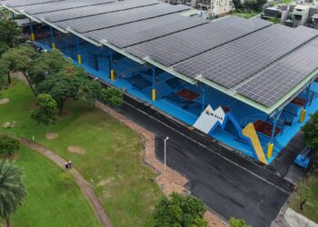 寶島陽光新里程碑　攜手屏東大學打造光電球場