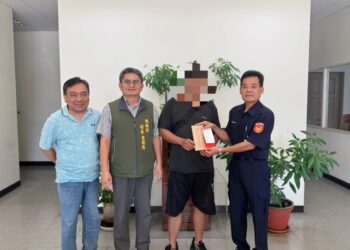 孝子遭逢母逝陷絕境　枋警號召愛心解燃眉