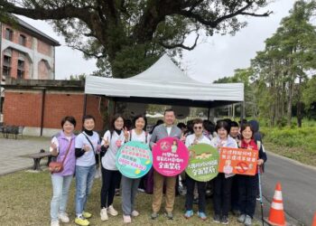 無菸健走攜手護理同行 無菸健走攜手護理同行