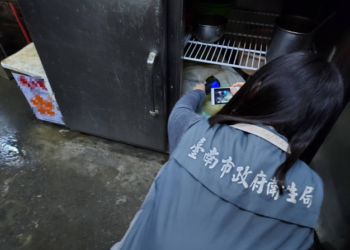 海鮮餐廳遭爆食品衛生安全疑慮?南市衛生局說明稽查結果 海鮮餐廳遭爆食品衛生安全疑慮?南市衛生局說明稽查結果