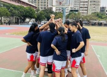 即時戰況🏀臺南青少女籃球隊首戰告捷! 即時戰況🏀臺南青少女籃球隊首戰告捷!