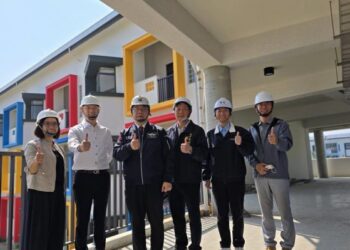 滿足南科在地就學需求!黃偉哲市長視察蓮潭國中小二期校舍 確保工程如期如質完工 滿足南科在地就學需求!黃偉哲市長視察蓮潭國中小二期校舍 確保工程如期如質完工