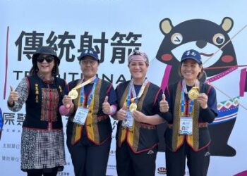 即時戰況🏹臺南射箭代表隊勇奪耆老女子組團體冠軍!李秀英再添個人亞軍! 即時戰況🏹臺南射箭代表隊勇奪耆老女子組團體冠軍!李秀英再添個人亞軍!
