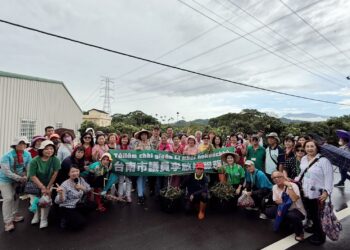 台南東山橘子盛產季節 李啟維議員服務處幫農民賣橘子 台南東山橘子盛產季節 李啟維議員服務處幫農民賣橘子
