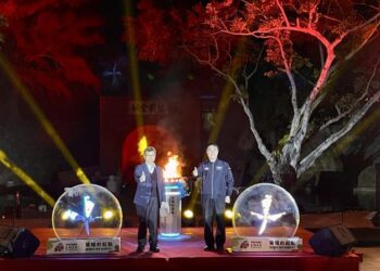 榮耀的起點 114年全國中等學校運動會聖火引燃 榮耀的起點 114年全國中等學校運動會聖火引燃