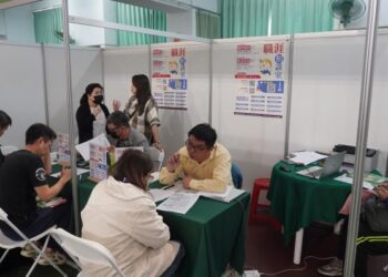 南市府首場大型就博會於善化登場 近4,000個職缺 初媒率逾5成 南市府首場大型就博會於善化登場 近4,000個職缺 初媒率逾5成