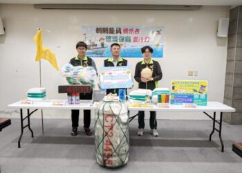 刺網籠具標示去,環境保育盡心力 刺網籠具標示去,環境保育盡心力