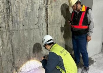 雨季將屆臺南市工務局呼籲建築工地 作好巡倒清刷 發現病媒蚊將勒令停工 雨季將屆臺南市工務局呼籲建築工地 作好巡倒清刷 發現病媒蚊將勒令停工
