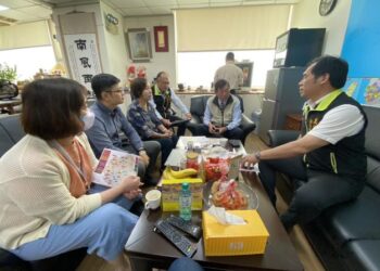 臺南市區公所結合易服社會勞動人力，協助各區環境清潔