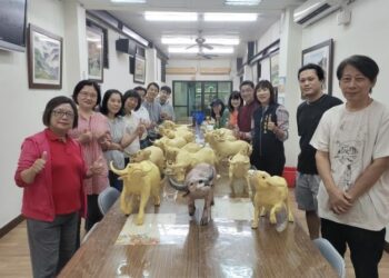 鎮北學堂傳統工藝糊紙結訓 春牛祈福求好運