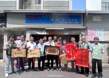 溫馨五月天 中西區公所慈暉媽媽表揚 溫馨五月天 中西區公所慈暉媽媽表揚