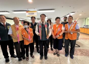 偉哲市長祝福「臺南市美麗的媽媽們」母親節快樂 偉哲市長祝福「臺南市美麗的媽媽們」母親節快樂