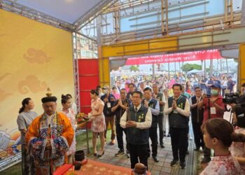2025臺南國際龍舟錦標賽盛大開幕 市長黃偉哲主持祭江儀式 祈求活動圓滿順利 2025臺南國際龍舟錦標賽盛大開幕 市長黃偉哲主持祭江儀式 祈求活動圓滿順利