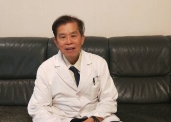 郭綜合醫院婦產部主任醫師李耀泰認為維他命C能防治許多疾病 郭綜合醫院婦產部主任醫師李耀泰認為維他命C能防治許多疾病