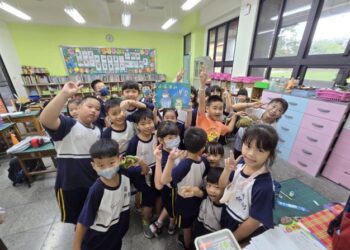故事帶路、誠信啟航!世界海洋日 南市教育局用繪本種下誠信與海洋保育種子 故事帶路、誠信啟航!世界海洋日 南市教育局用繪本種下誠信與海洋保育種子