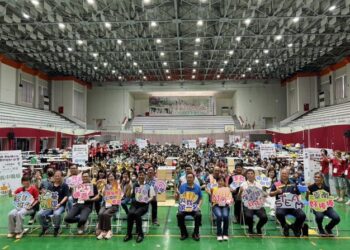 臺南機器人選拔賽競爭激烈 30隊脫穎而出 11月挺進日本RoboRAVE國際機器人大賽 臺南機器人選拔賽競爭激烈 30隊脫穎而出 11月挺進日本RoboRAVE國際機器人大賽