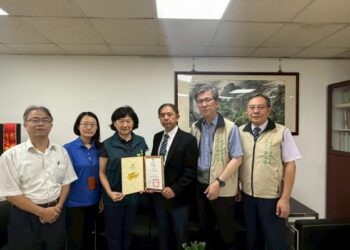 黃偉哲感謝大臺南中醫師公會捐款60萬4千元 共建台南災後復原 黃偉哲感謝大臺南中醫師公會捐款60萬4千元 共建台南災後復原