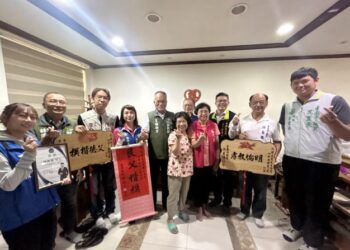 父愛重如山 中西區公所晶鑽爸爸表揚