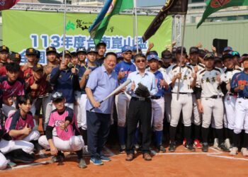 第一屆崑山盃全國高中軟式棒球邀請賽 來自全國12支勁旅熱血開打 第一屆崑山盃全國高中軟式棒球邀請賽 來自全國12支勁旅熱血開打