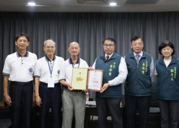 極樂寺、社團法人台南市淨宗學會捐款助重建 黃偉哲感謝將慈悲化為溫暖關懷 極樂寺、社團法人台南市淨宗學會捐款助重建 黃偉哲感謝將慈悲化為溫暖關懷