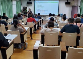臺南市推動教師正向管教與違法處罰案例研習 融合法規與社會情緒學習 強化教師正向管教 臺南市推動教師正向管教與違法處罰案例研習 融合法規與社會情緒學習 強化教師正向管教