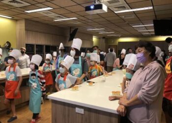 南市「小小反毒蛋糕師」 與媽咪LINE同樂 南市「小小反毒蛋糕師」 與媽咪LINE同樂