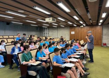 「用藝術啟發創意」—南市12所盟校培訓廣達《游於藝》藝術小尖兵 「用藝術啟發創意」—南市12所盟校培訓廣達《游於藝》藝術小尖兵